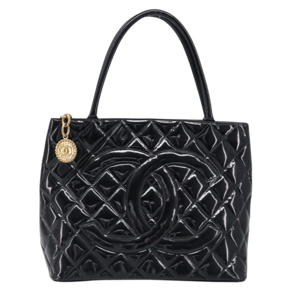 Chanel Medallion Quilted Patent Black Patent_Leather Tote Bag Bag